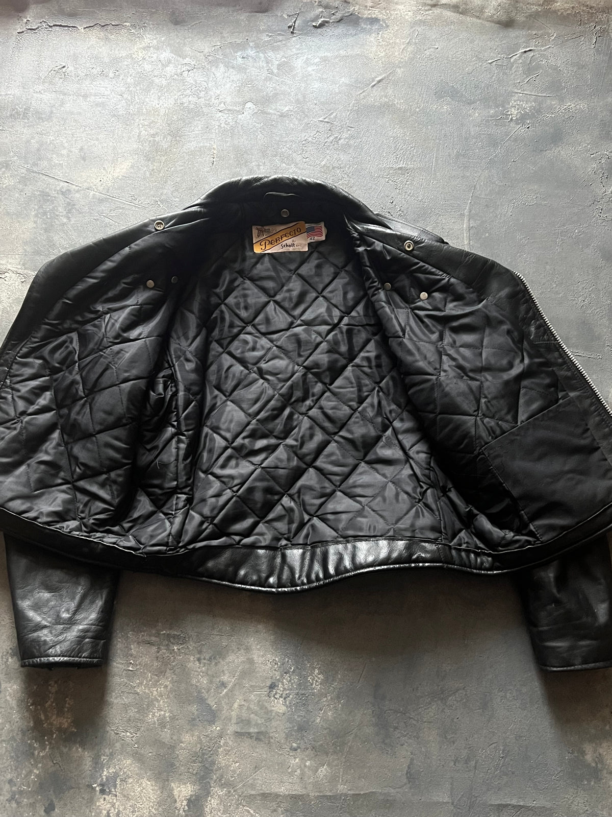 1990’ Schott Perfecto 618 Made in USA (M)