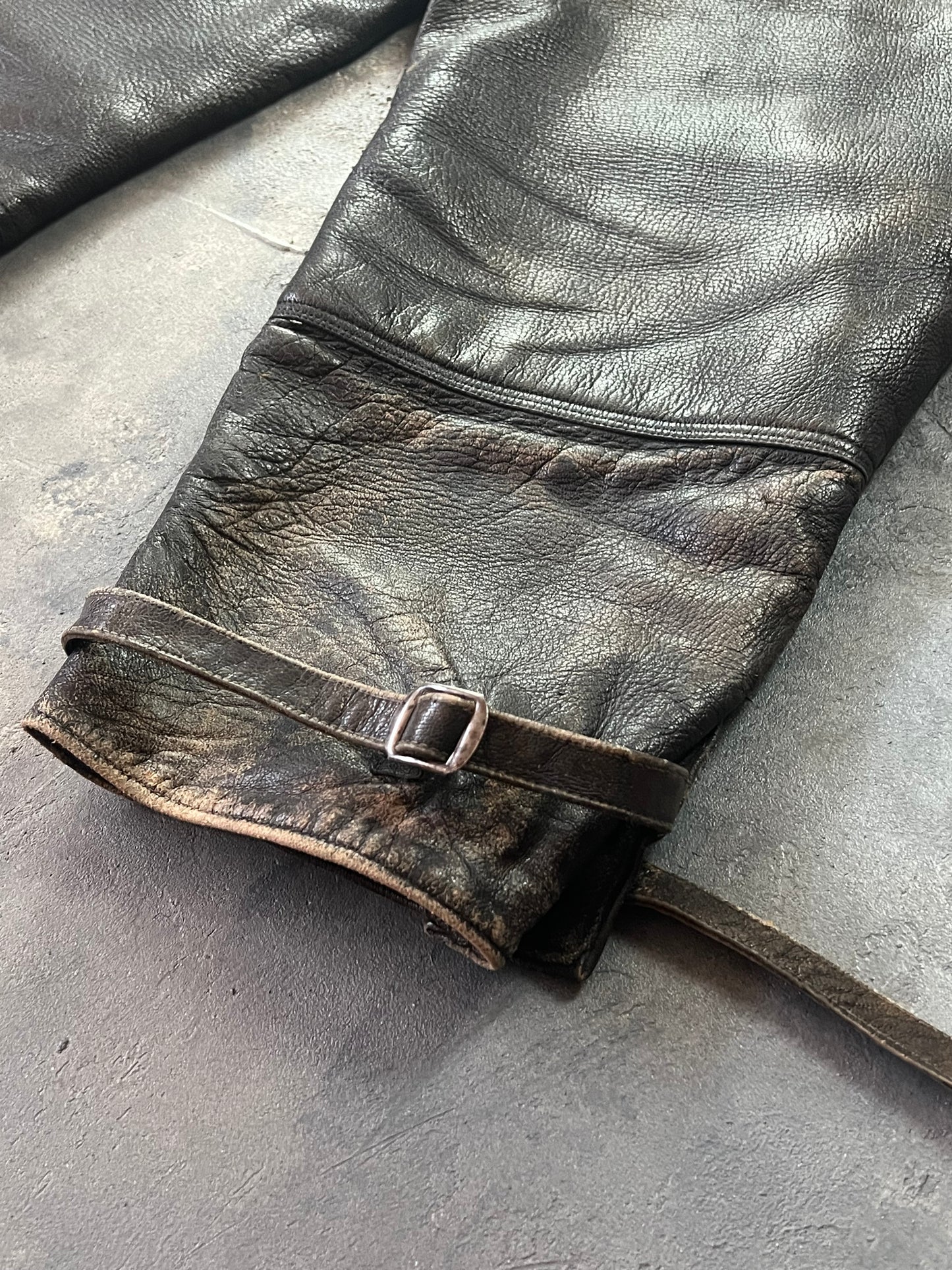 1950’s Swedish Motorcycle Army Leather Jacket “Ordonnansjacka” and Pants (XL)
