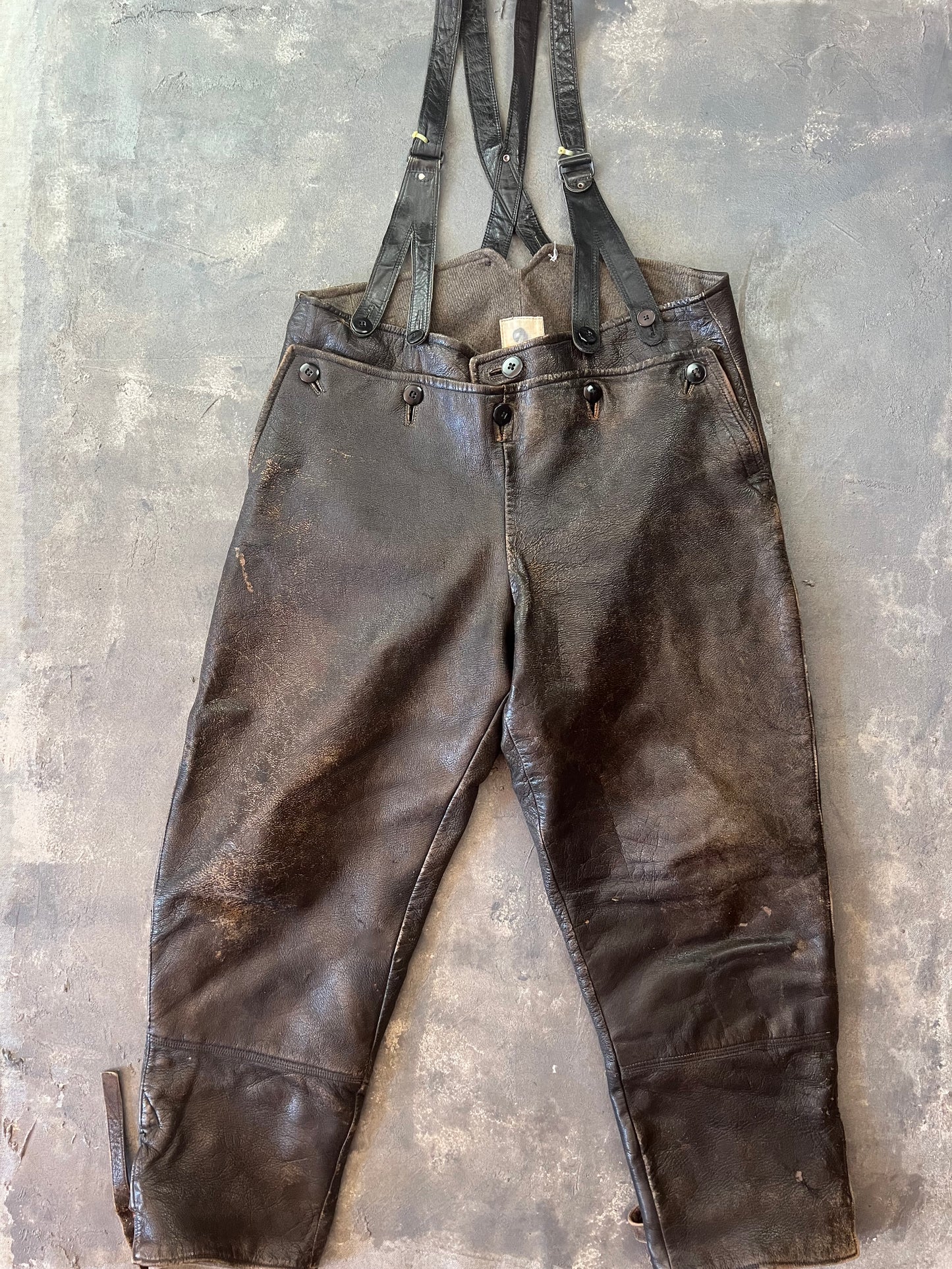 1950’s Swedish Motorcycle Army Leather Jacket “Ordonnansjacka” and Pants (XL)