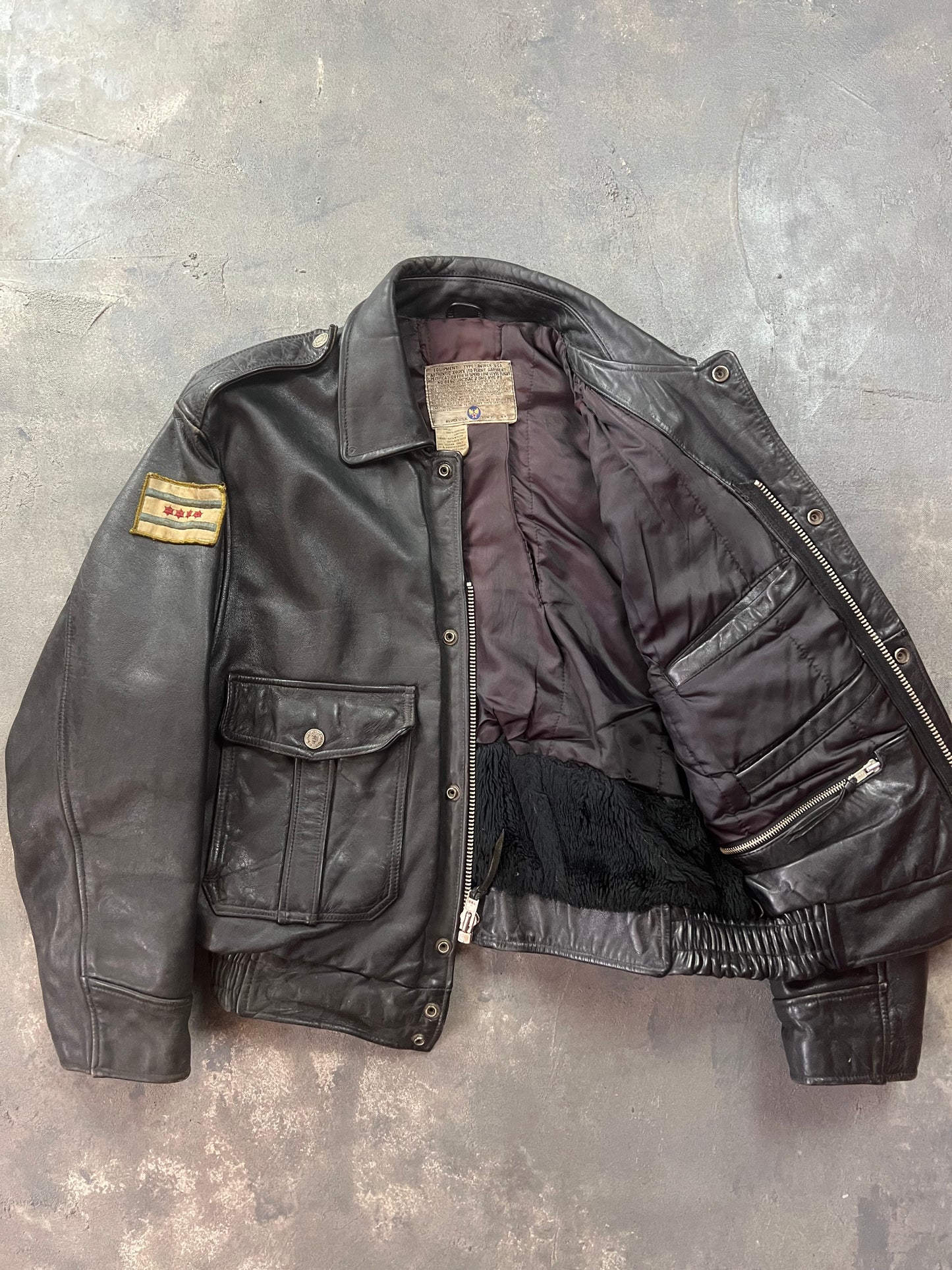 Avirex Chicago Aviator Leather Jacket [Size: M]