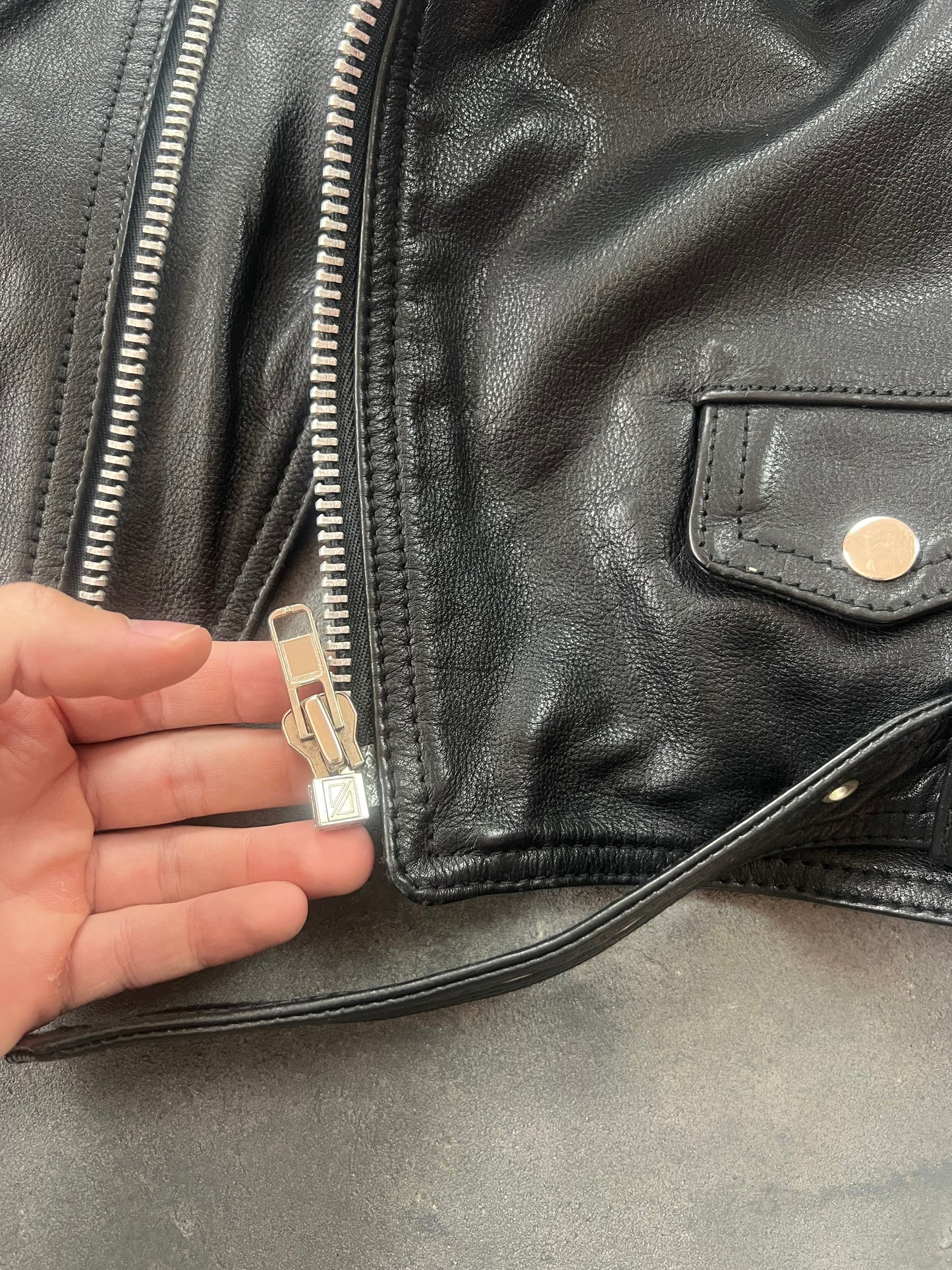 Alan Gordon Biker Jacket Crop Fit [Size: M]