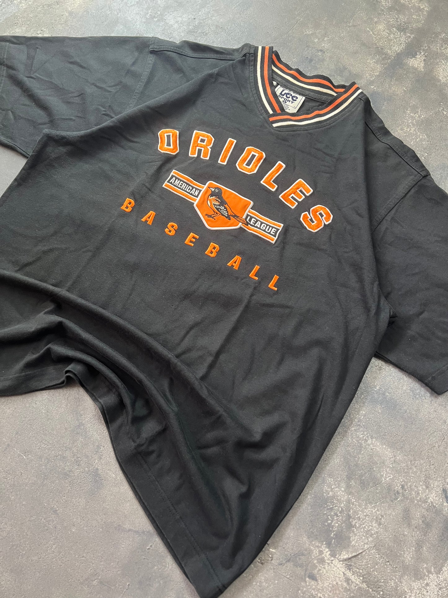 Baltimore Orioles Embroidered Baseball V-Neck 90’s Vintage Tee
