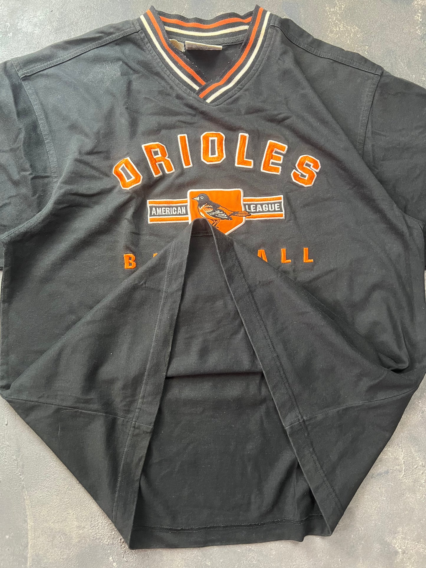 Baltimore Orioles Embroidered Baseball V-Neck 90’s Vintage Tee